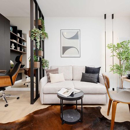 ורשה Apartment Sarmacka Wilanow With Parking, Sauna & Gym By Noclegi Renters מראה חיצוני תמונה