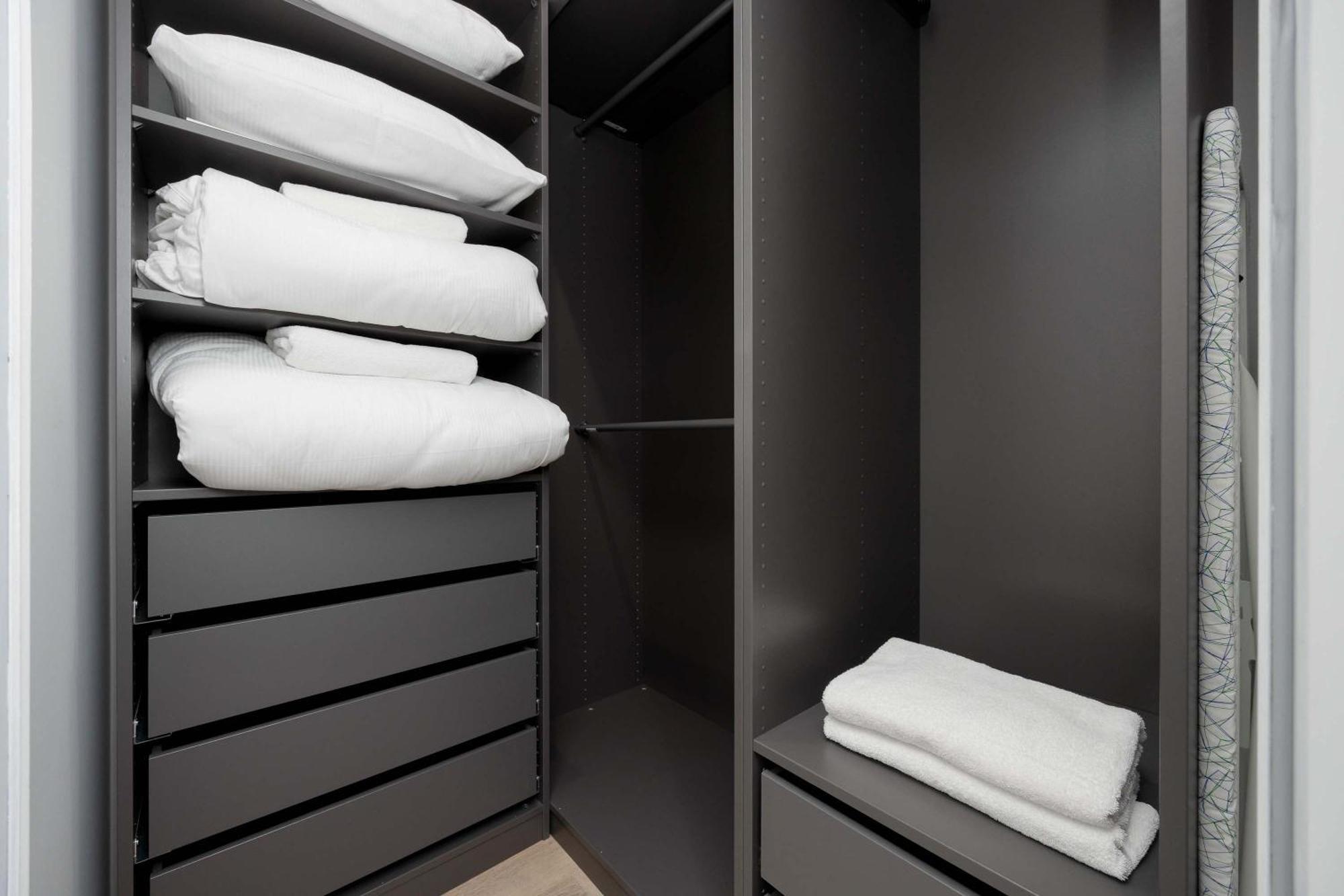 ורשה Apartment Sarmacka Wilanow With Parking, Sauna & Gym By Noclegi Renters מראה חיצוני תמונה